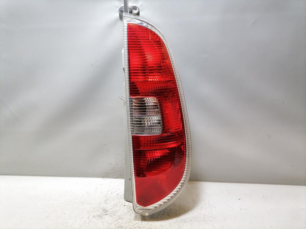 Skoda Roomster original R&uuml;cklicht R&uuml;ckleuchte Schlussleuchte rechts Bj.2007